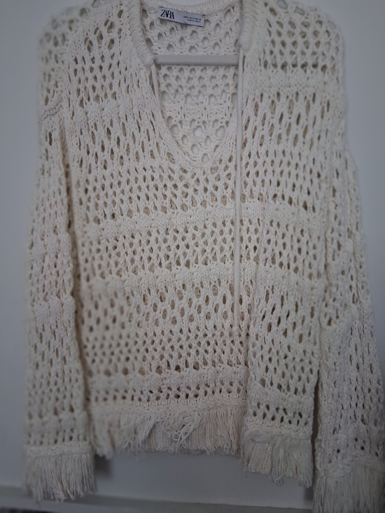 Zara Sweaters - Zara Ivory Open-Knit V-Neck Sweater with Fringe